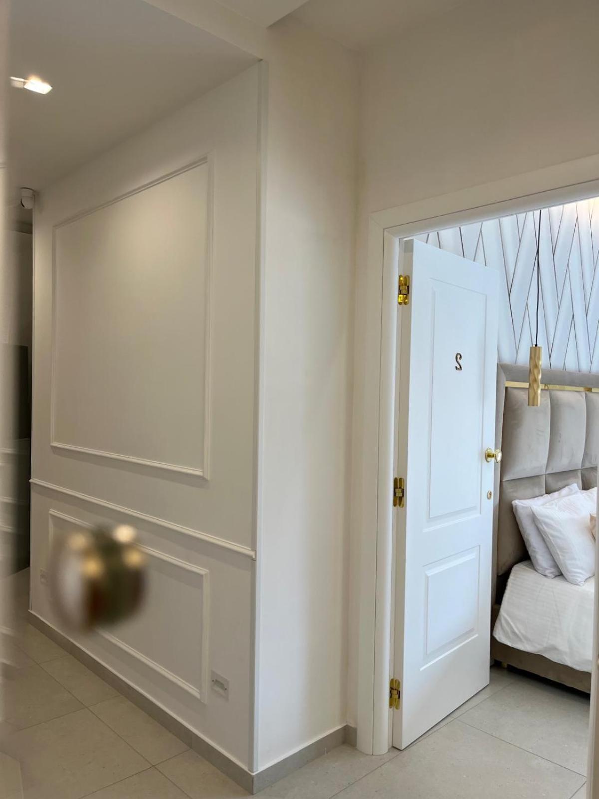 Luxury Masaniello Hotel Naples Exterior photo